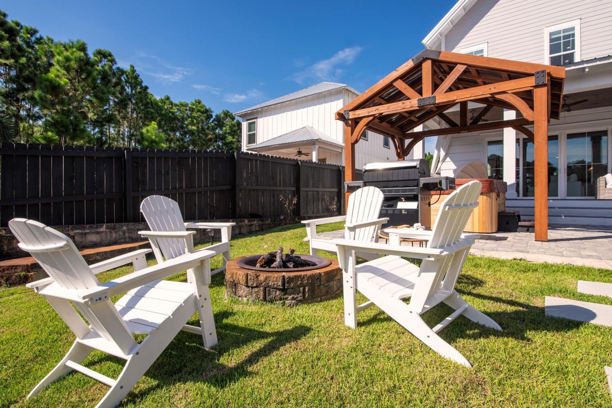Edgewater By Avantstay Gorgeous Character Lakefront Home W Private Dock Destin Exterior foto